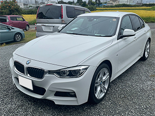 BMW 320i